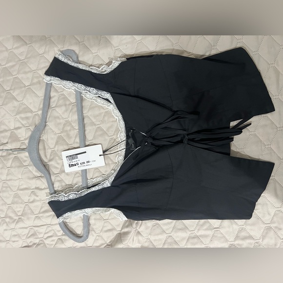 Brand new never worn going out lace top - Picture 4 of 5